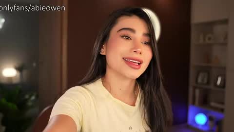 Snapshot of abie_owen chatting on 05-10-26, 10:26 abie_owen online show from 05-10-26, 10:26