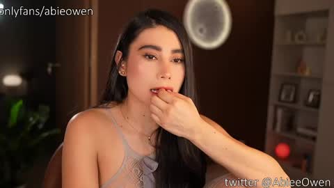 Snapshot of abie_owen chatting on 05-12-26, 11:46 abie_owen online show from 05-12-26, 11:46
