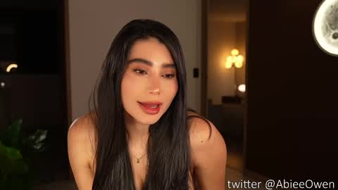 Snapshot of abie_owen chatting on 05-16-26, 01:02 abie_owen online show from 05-16-26, 01:02