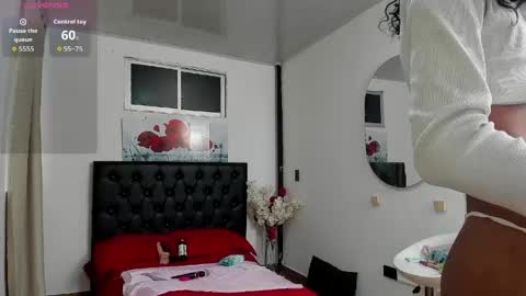 Snapshot of abigail_f00x chatting on 05-28-26, 12:46 Abigail online show from 05-28-26, 12:46