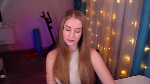 Snapshot of abigail_flex chatting on 01-27-25, 07:24 Anna online show from 01-27-25, 07:24