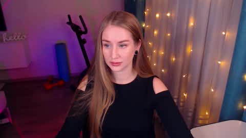 Snapshot of abigail_flex chatting on 01-29-25, 04:41 Anna online show from 01-29-25, 04:41