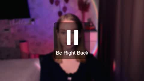 Snapshot of abigail_flex chatting on 10-17-25, 07:05 Anna online show from 10-17-25, 07:05