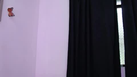 Snapshot of abigail_jhonss chatting on 10-10-25, 09:25 abigail_jhonss online show from 10-10-25, 09:25