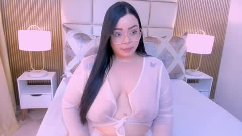 Abi wuw online show from 05-21-26, 07:43