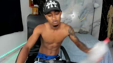 Snapshot of abony_sex69 chatting on 06-06-26, 04:17 abony_sex69 online show from 06-06-26, 04:17