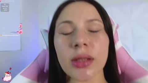 Snapshot of abril1_gh chatting on 01-30-25, 09:47 Abril online show from 01-30-25, 09:47