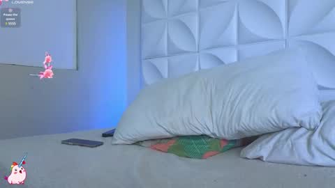 Snapshot of abril1_gh chatting on 02-20-25, 03:19 Abril online show from 02-20-25, 03:19