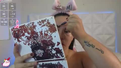 Snapshot of abril1_gh chatting on 02-21-25, 09:02 Abril online show from 02-21-25, 09:02