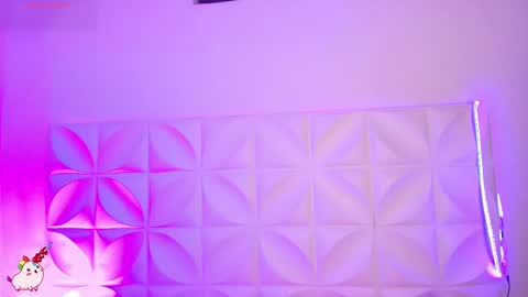 Snapshot of abril1_gh chatting on 09-16-25, 10:38 Abril online show from 09-16-25, 10:38