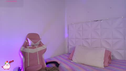 Snapshot of abril1_gh chatting on 02-19-26, 01:29 Abril online show from 02-19-26, 01:29