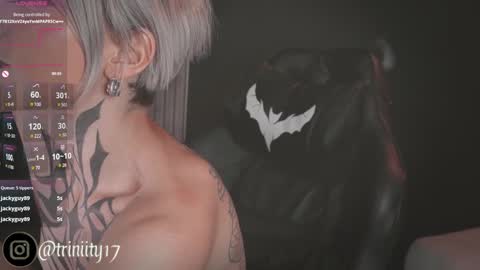 Snapshot of abril__colen chatting on 01-01-25, 11:16 April online show from 01-01-25, 11:16