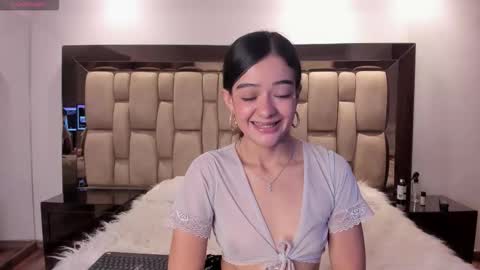 Snapshot of abril_cooper11 chatting on 10-05-25, 10:40 abril_cooper11 online show from 10-05-25, 10:40