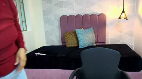 Snapshot of abril_matthews chatting on 01-17-25, 12:10 ABRIL MATTHEWS online show from 01-17-25, 12:10