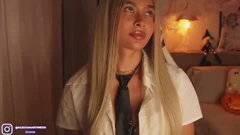 My name is Alexa. Please say hello I like to chat with you. If you have requests please use tip online show from 10-07-25, 01:47