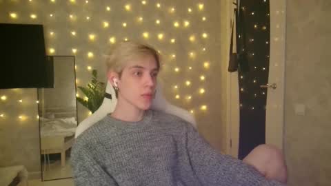 Nick online show from 02-04-26, 03:07