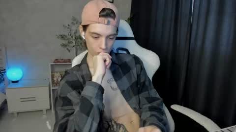 Snapshot of abslut chatting on 07-15-26, 11:15 Nick online show from 07-15-26, 11:15