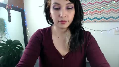 Snapshot of aby_bae2 chatting on 12-18-24, 02:28 Aby online show from 12-18-24, 02:28