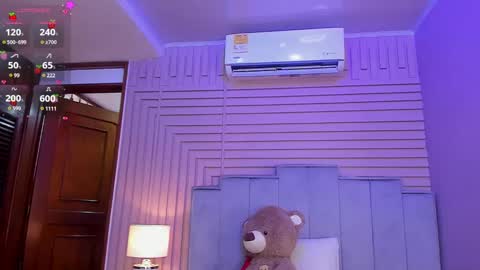 Snapshot of aby_lee_ chatting on 12-06-24, 02:38 Aby online show from 12-06-24, 02:38