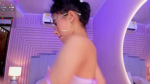 Snapshot of aby_lee_ chatting on 12-13-24, 06:16 Aby online show from 12-13-24, 06:16