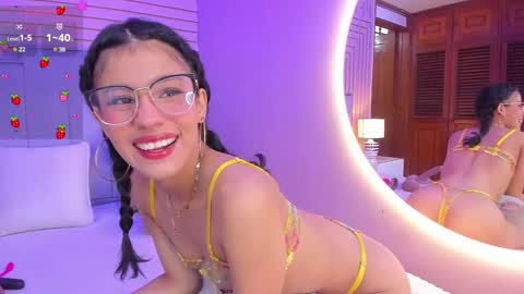 Snapshot of aby_lee_ chatting on 12-23-24, 02:28 Aby online show from 12-23-24, 02:28