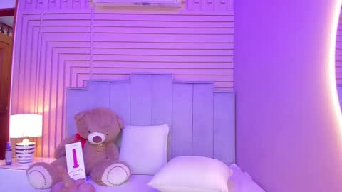 Snapshot of aby_lee_ chatting on 01-03-25, 05:20 Aby online show from 01-03-25, 05:20