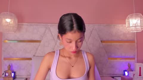 Snapshot of aby_lee_ chatting on 10-15-25, 11:21 Aby online show from 10-15-25, 11:21