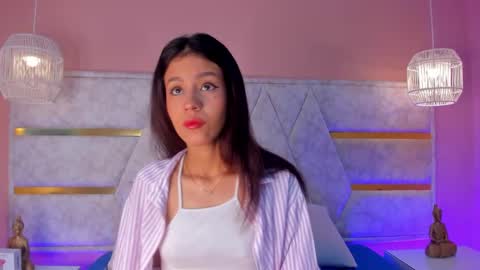 Snapshot of aby_lee_ chatting on 10-29-25, 11:34 Aby online show from 10-29-25, 11:34