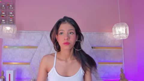 Snapshot of aby_lee_ chatting on 11-05-25, 11:43 Aby online show from 11-05-25, 11:43