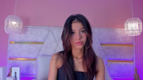 Snapshot of aby_lee_ chatting on 11-19-25, 11:43 Aby online show from 11-19-25, 11:43