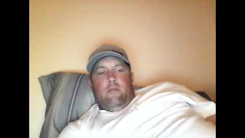 Snapshot of ace2 chatting on 09-21-25, 11:39 ace2 online show from 09-21-25, 11:39