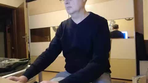 Snapshot of ach471 chatting on 12-26-24, 06:54 ach471 online show from 12-26-24, 06:54