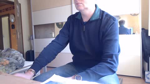 Snapshot of ach471 chatting on 01-31-25, 09:59 ach471 online show from 01-31-25, 09:59