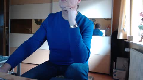 Snapshot of ach471 chatting on 03-06-25, 05:00 ach471 online show from 03-06-25, 05:00