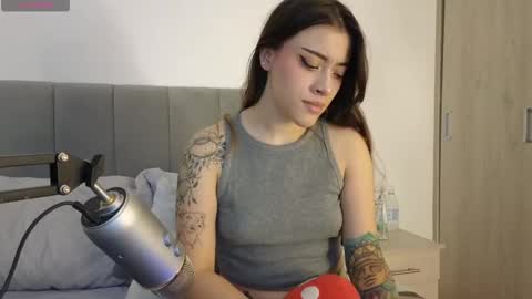 Lana 3 online show from 02-24-25, 12:41