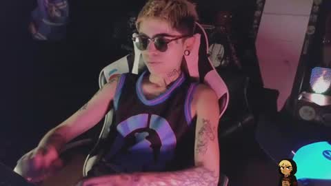 Acid Milo online show from 06-15-26, 02:14