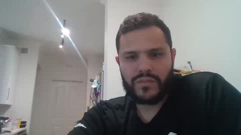 Snapshot of acrunner chatting on 10-14-25, 07:25 acrunner online show from 10-14-25, 07:25