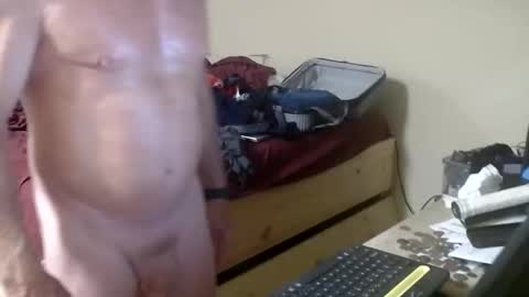 Snapshot of activeandfitguy chatting on 05-27-26, 06:16 activeandfitguy online show from 05-27-26, 06:16