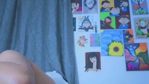 Snapshot of ada_gales_ chatting on 07-17-26, 03:02 Isa online show from 07-17-26, 03:02