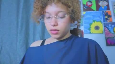 Snapshot of ada_gales_ chatting on 07-25-26, 03:37 Isa online show from 07-25-26, 03:37