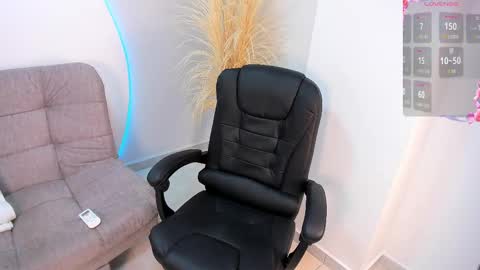 Snapshot of ada_monroe10 chatting on 09-15-25, 01:33 online show from 09-15-25, 01:33