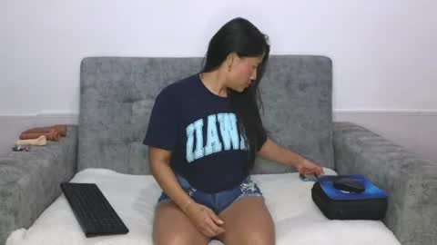 Snapshot of adahira08 chatting on 06-15-26, 02:58 Adahira online show from 06-15-26, 02:58