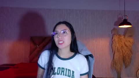 Snapshot of adaira31 chatting on 06-18-26, 06:34 Adaira online show from 06-18-26, 06:34