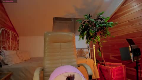 Adalyn online show from 04-11-26, 11:03