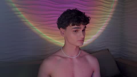 Snapshot of adam_21cm chatting on 02-20-25, 10:48 Adam online show from 02-20-25, 10:48