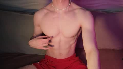 Snapshot of adam_21cm chatting on 09-18-25, 05:26 Adam online show from 09-18-25, 05:26