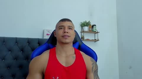 Snapshot of adam_boss chatting on 10-17-25, 08:33 adam boss online show from 10-17-25, 08:33