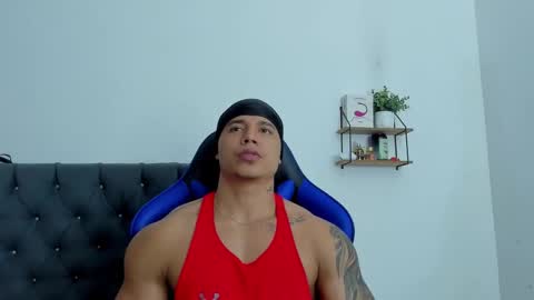 Snapshot of adam_boss chatting on 11-28-25, 07:11 adam boss online show from 11-28-25, 07:11