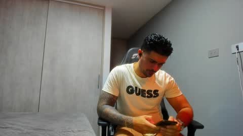 Snapshot of adam_clarke chatting on 01-13-25, 03:56 adam clarke online show from 01-13-25, 03:56