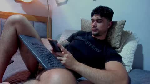 Snapshot of adam_clarke chatting on 01-13-25, 01:17 adam clarke online show from 01-13-25, 01:17